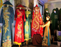 Áo dài Việt Nam