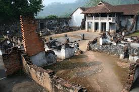 Hình ảnh nhà tù